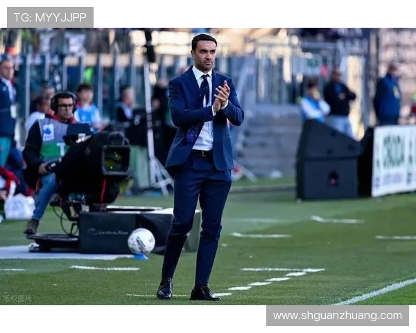 亚特兰大新任主帅帕拉迪诺正式上任接替尤里奇开启新征程